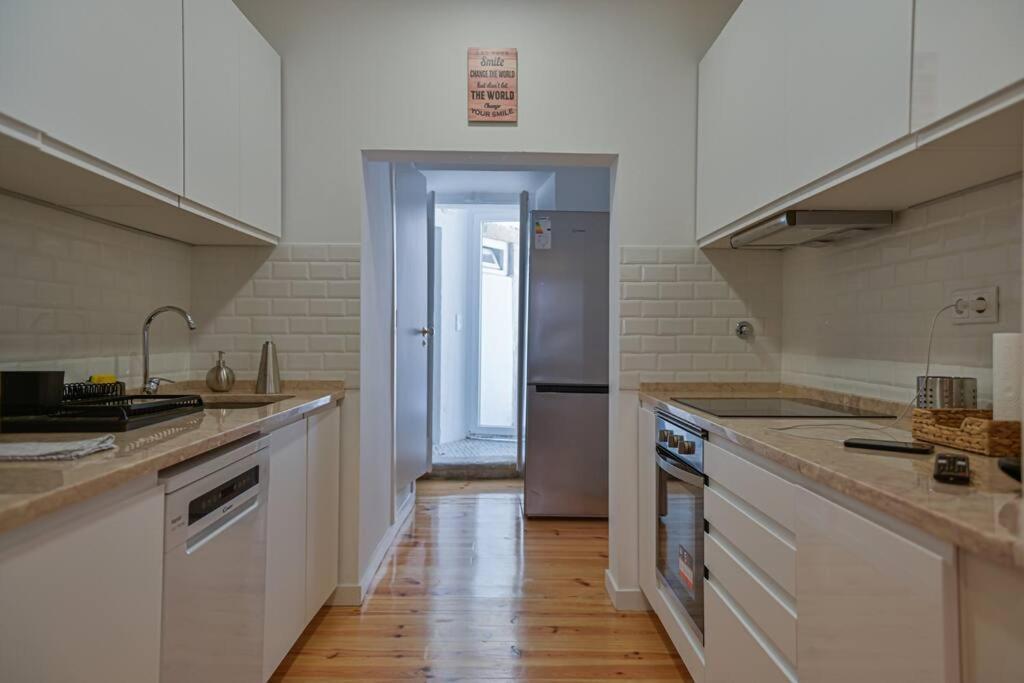 Ola Lisbon - Castelo II Apartment Екстериор снимка